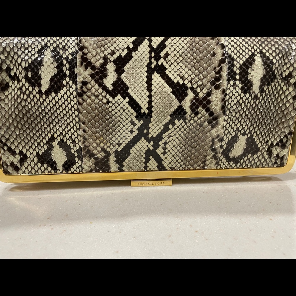 MICHAEL KORS REAL PYTHON CLUTCH BRAND NEW - Picture 6 of 14